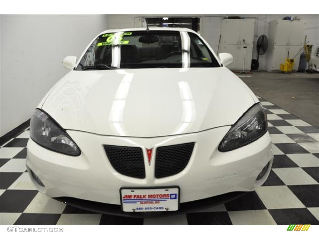 2005 Grand Prix GT Sedan - Ivory White / Dark Pewter photo #4