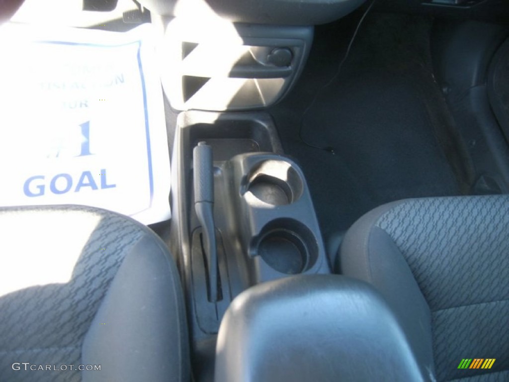2003 Escape XLT V6 4WD - Black Clearcoat / Medium Dark Flint photo #15