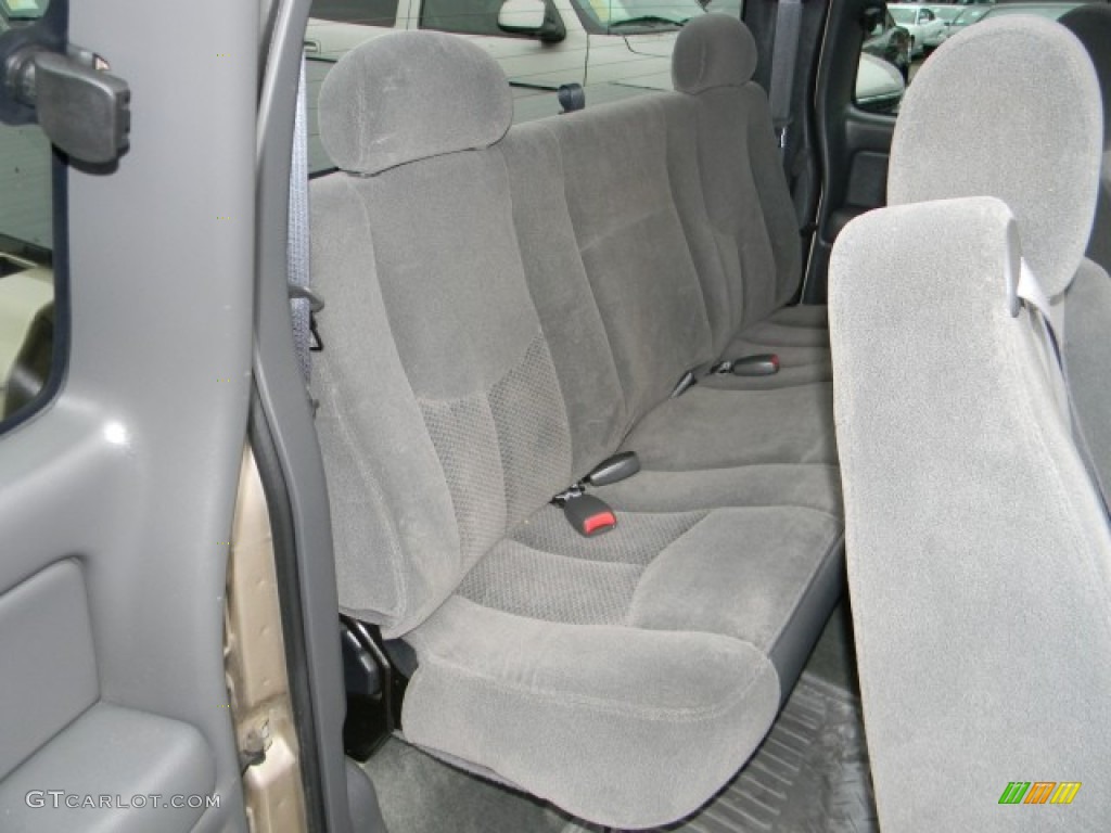 2004 Silverado 1500 LS Extended Cab - Sandstone Metallic / Dark Charcoal photo #10