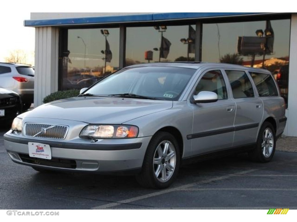 2003 V70 2.4T - Mystic Silver Metallic / Graphite photo #2