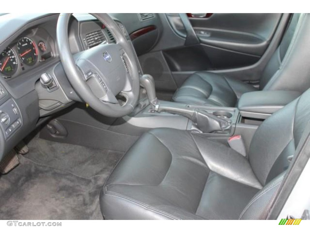 2003 V70 2.4T - Mystic Silver Metallic / Graphite photo #9