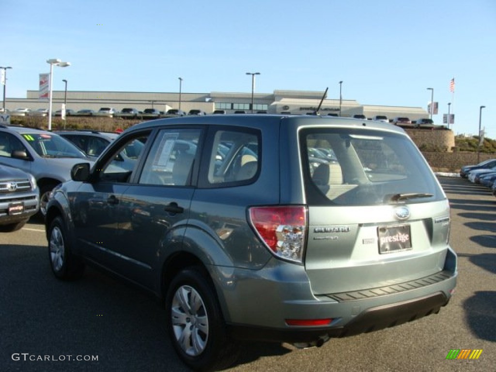 2010 Forester 2.5 X - Sage Green Metallic / Platinum photo #4