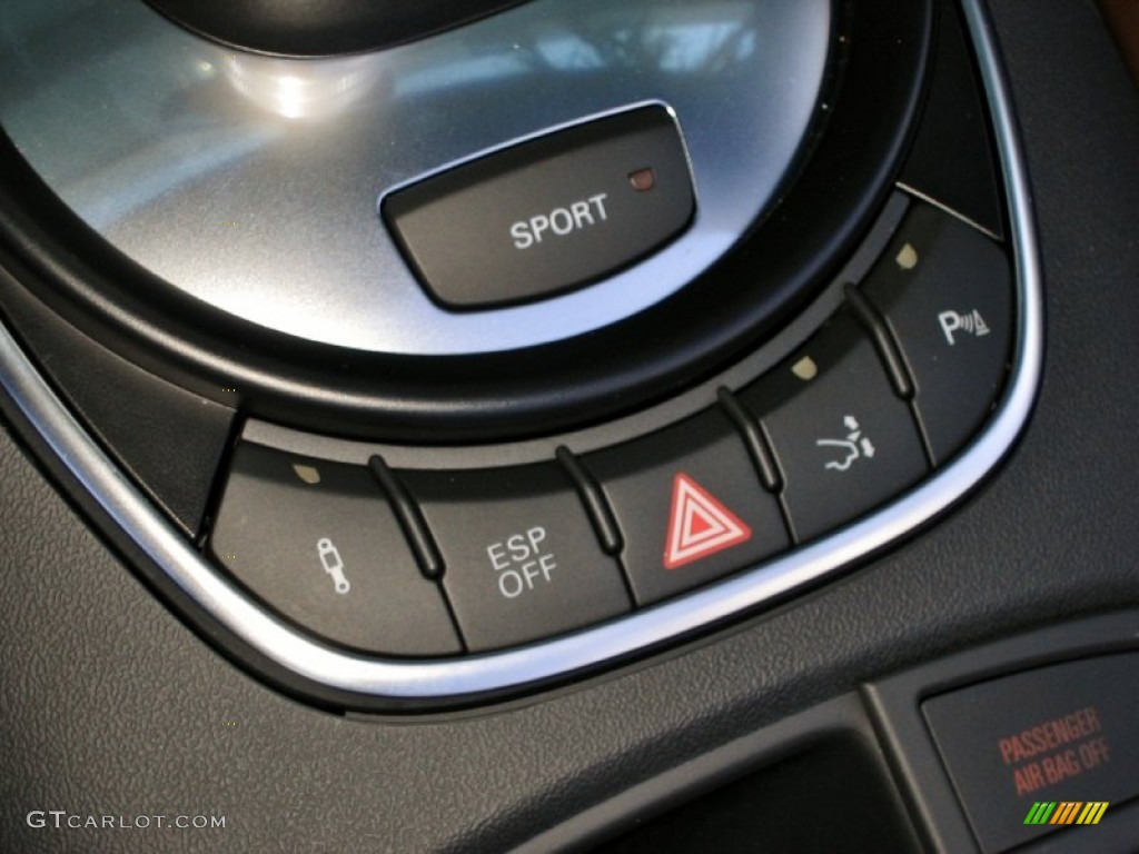 2011 Audi R8 Spyder 5.2 FSI quattro Controls Photo #60329831