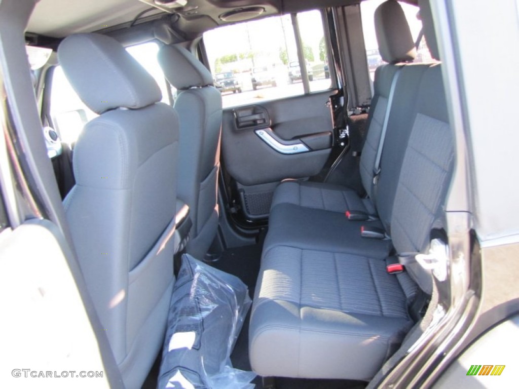 Black Interior 2012 Jeep Wrangler Unlimited Rubicon 4x4 Photo #60330883
