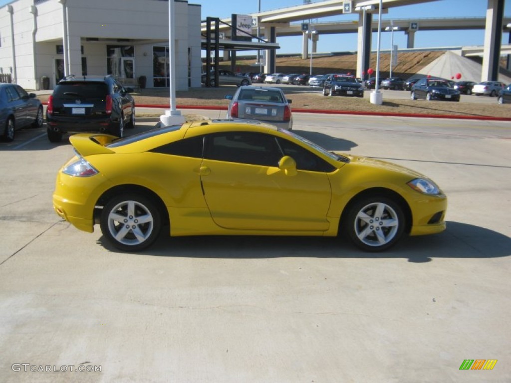 2009 Eclipse GS Coupe - Solar Satin Yellow / Dark Charcoal photo #6
