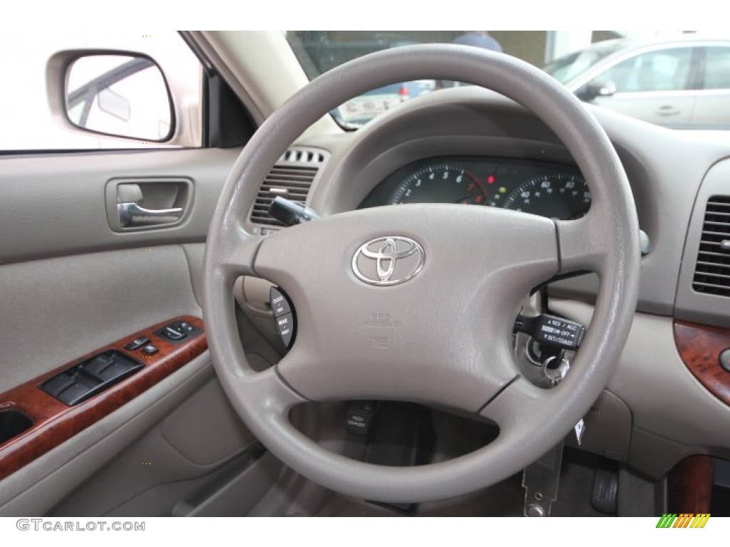 2002 Camry XLE - Desert Sand Mica / Taupe photo #17