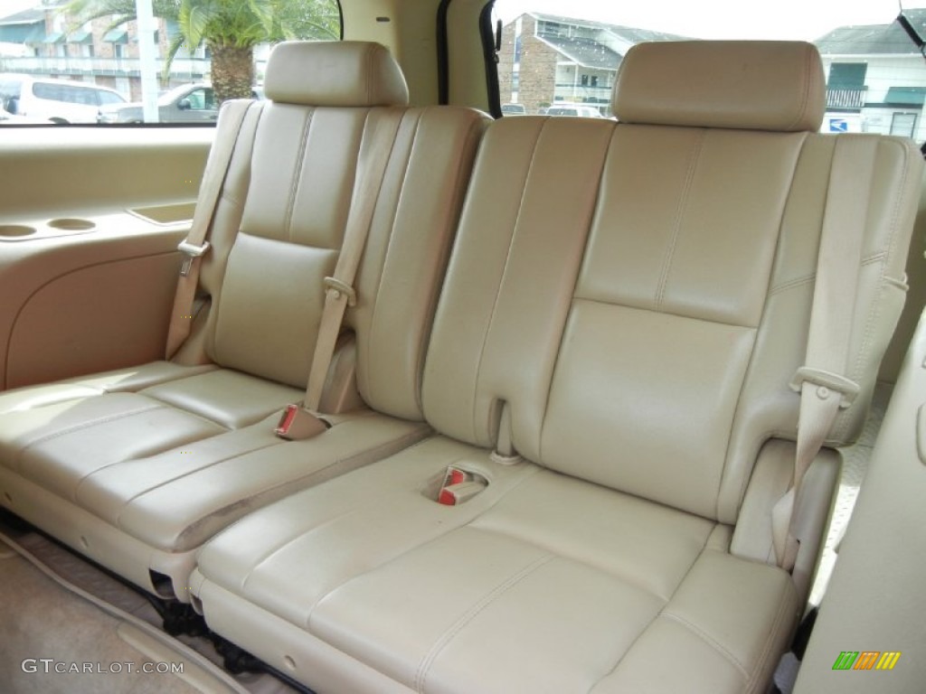 2007 GMC Yukon XL 2500 SLT 4x4 Rear Seat Photo #60339276