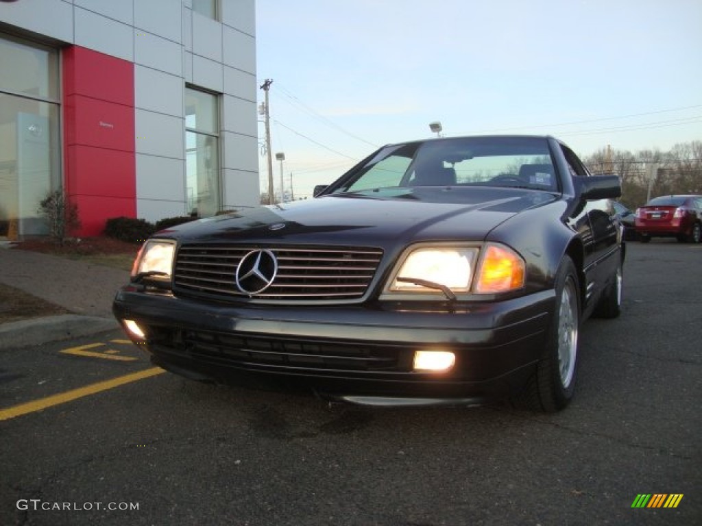 Royal Indigo Metallic Mercedes-Benz SL