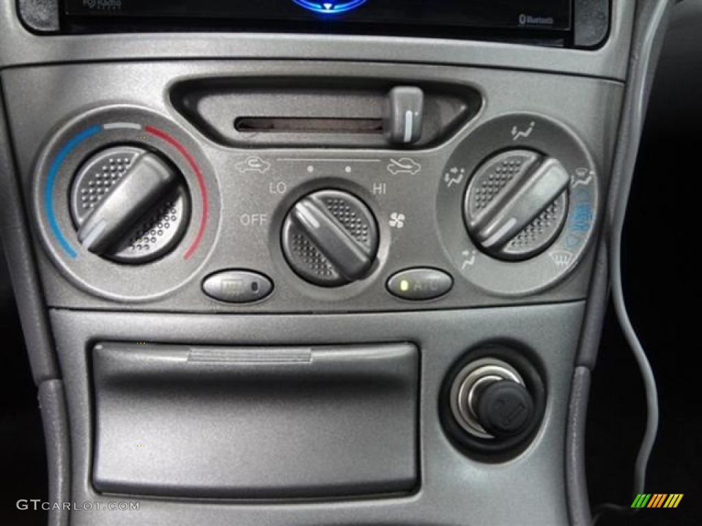 2000 Toyota Celica GT-S Controls Photo #60344080