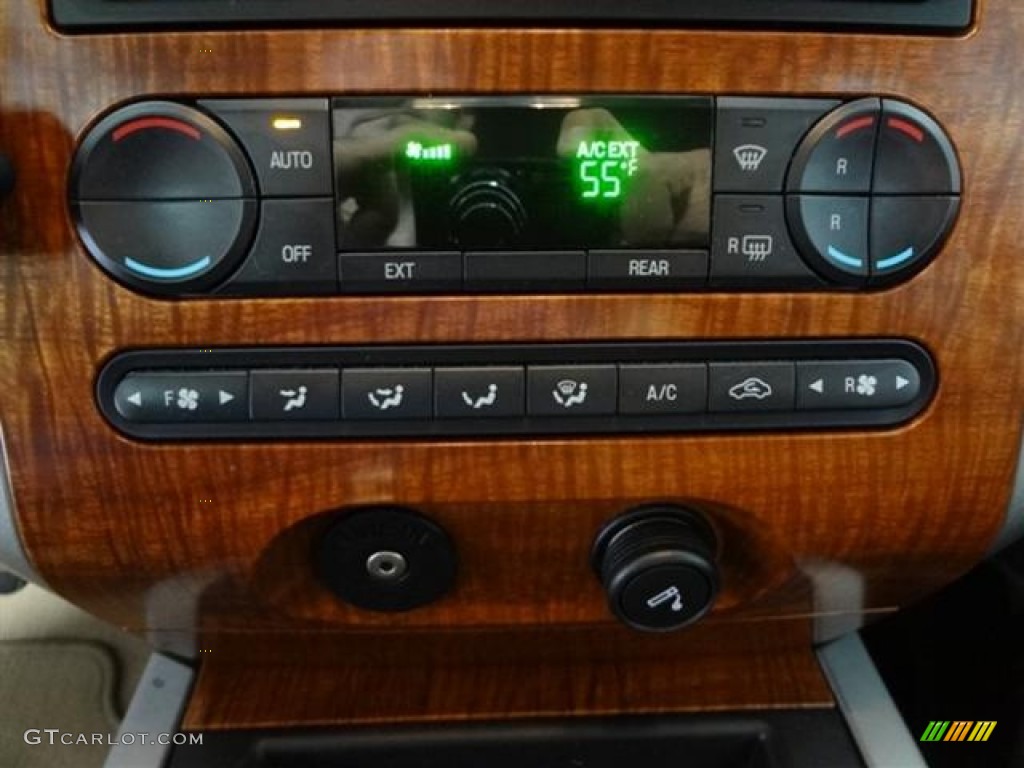 2007 Ford Expedition Eddie Bauer Controls Photo #60344678