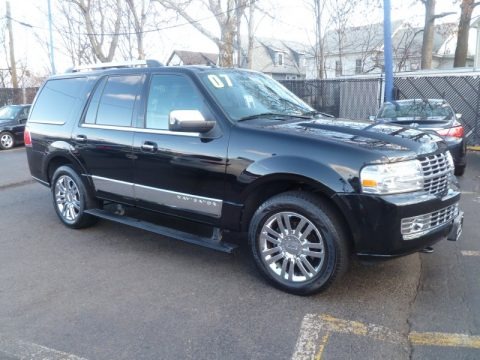 2007 Lincoln Navigator Ultimate 4x4 Data, Info and Specs