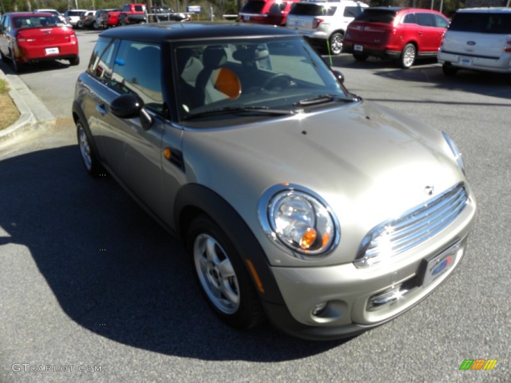 2011 Cooper Hardtop - Sparkling Silver Metallic / Carbon Black photo #1