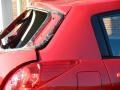 Red Alert - Versa 1.8 S Hatchback Photo No. 27