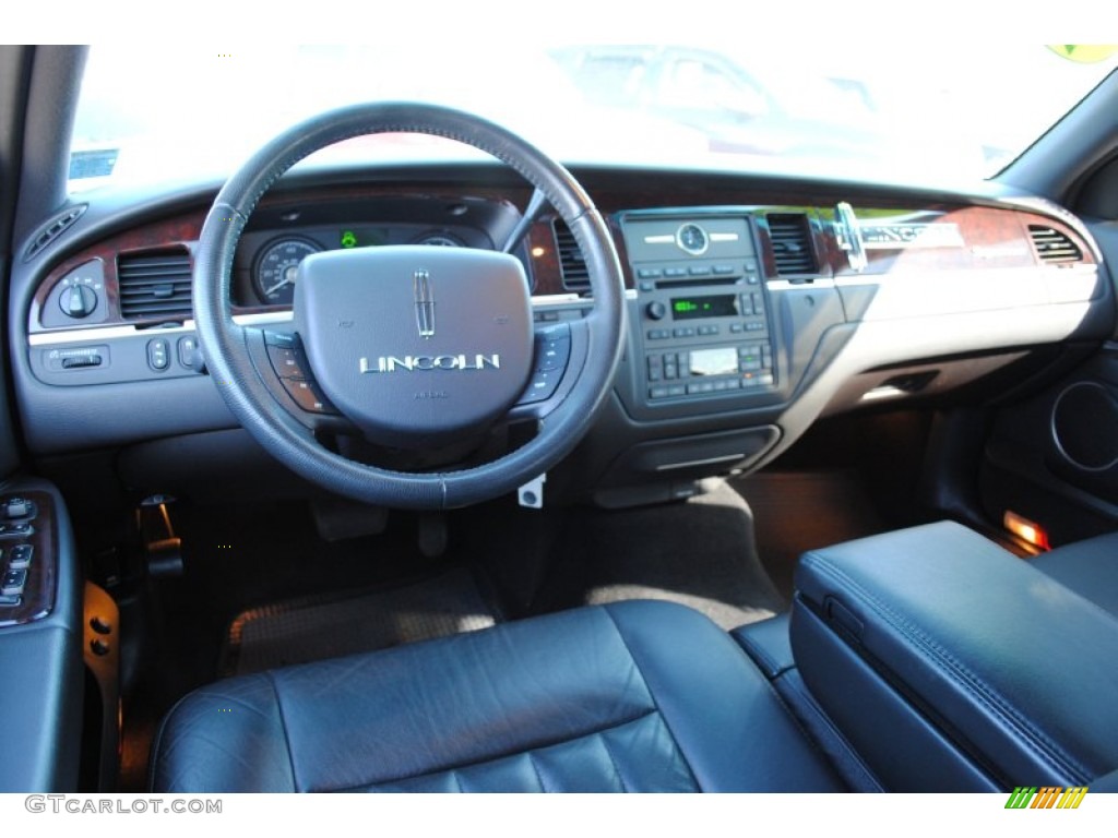 2007 Lincoln Town Car Signature Dashboard Photos