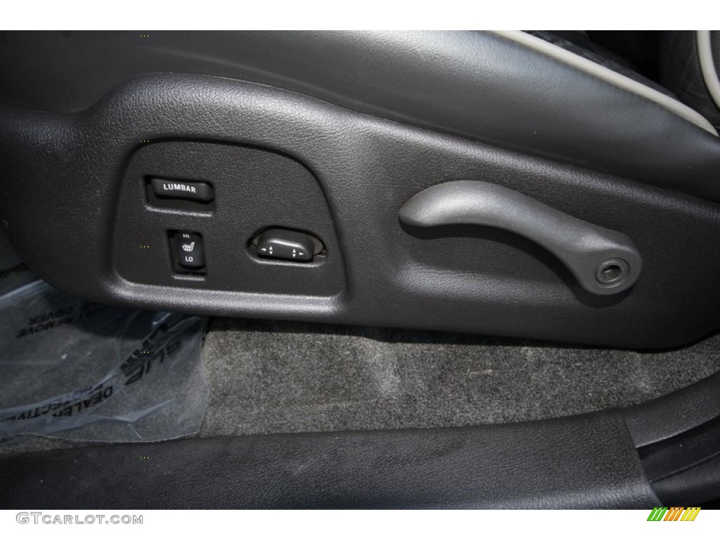 2010 Hummer H3 Alpha Controls Photo #60351074