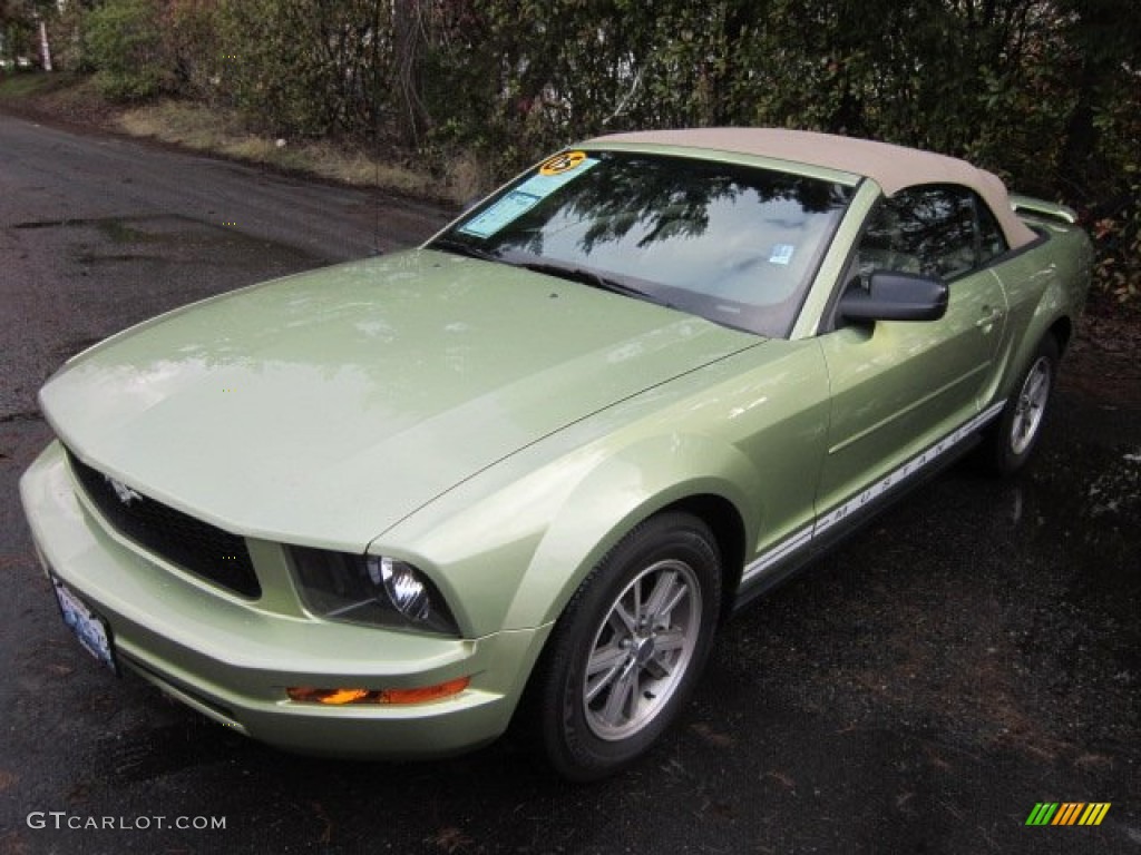 2005 Mustang V6 Deluxe Convertible - Legend Lime Metallic / Medium Parchment photo #1
