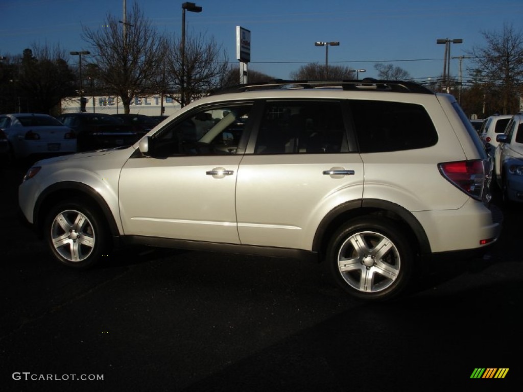 2009 Forester 2.5 X Premium - Satin White Pearl / Platinum photo #9