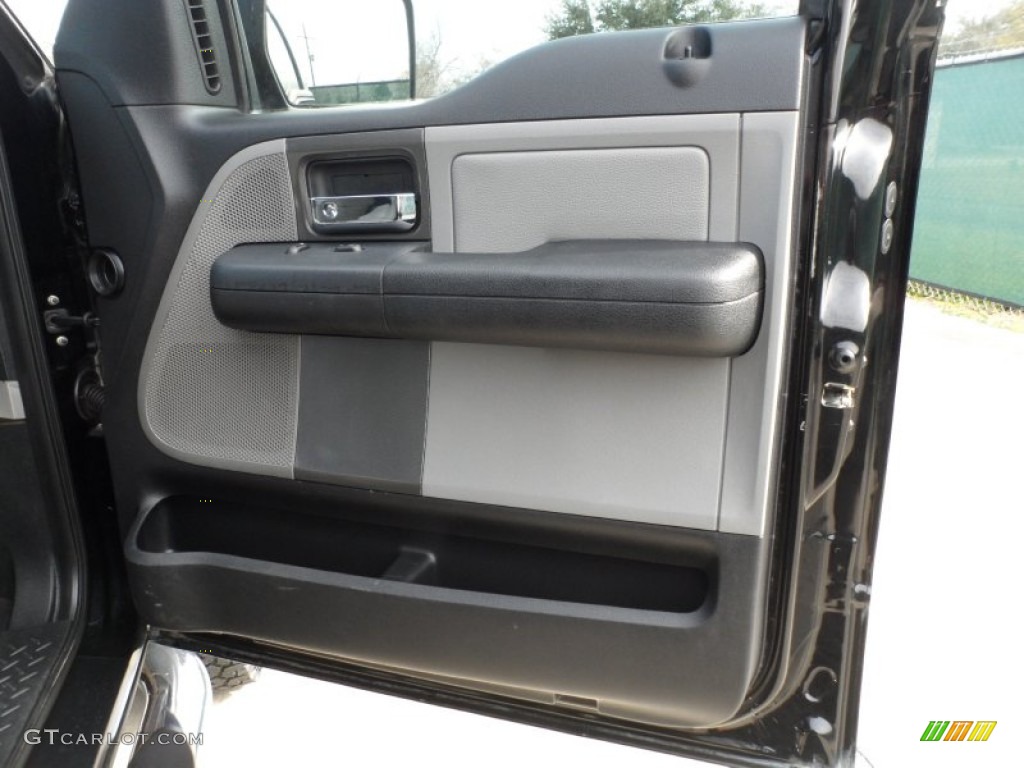 2004 F150 FX4 SuperCrew 4x4 - Black / Black/Medium Flint photo #24