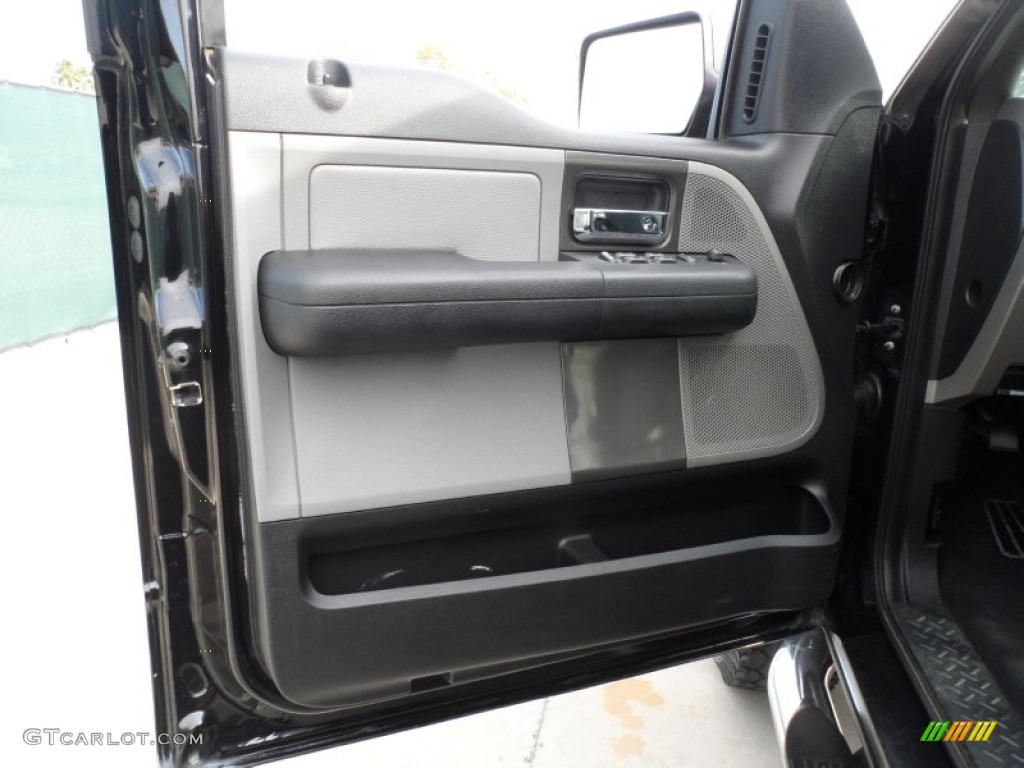 2004 F150 FX4 SuperCrew 4x4 - Black / Black/Medium Flint photo #32