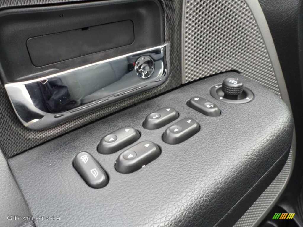 2004 F150 FX4 SuperCrew 4x4 - Black / Black/Medium Flint photo #33