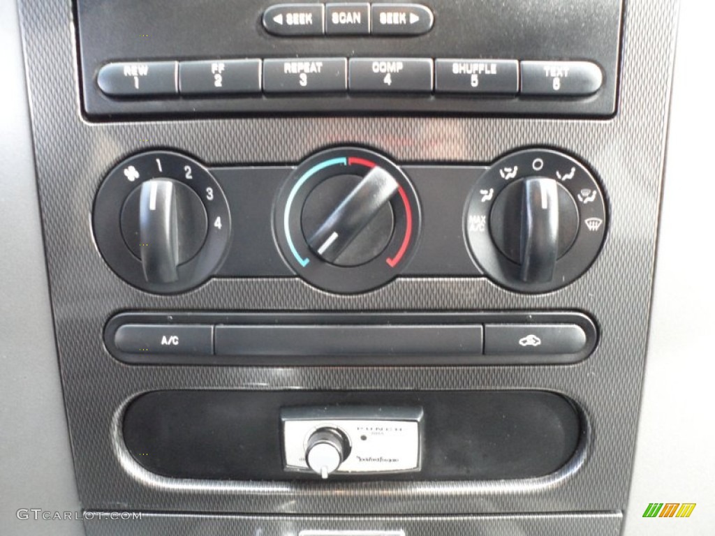 2004 F150 FX4 SuperCrew 4x4 - Black / Black/Medium Flint photo #39