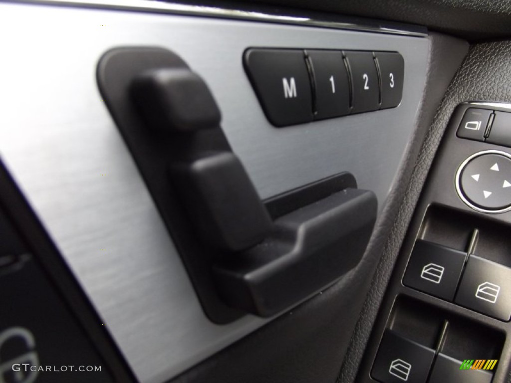 2009 Mercedes-Benz C 300 Sport Controls Photo #60355142