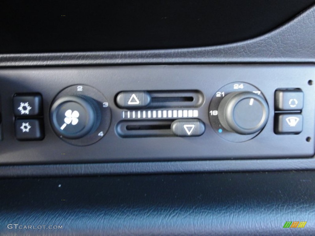 1997 Porsche 911 Carrera Cabriolet Controls Photo #60357792
