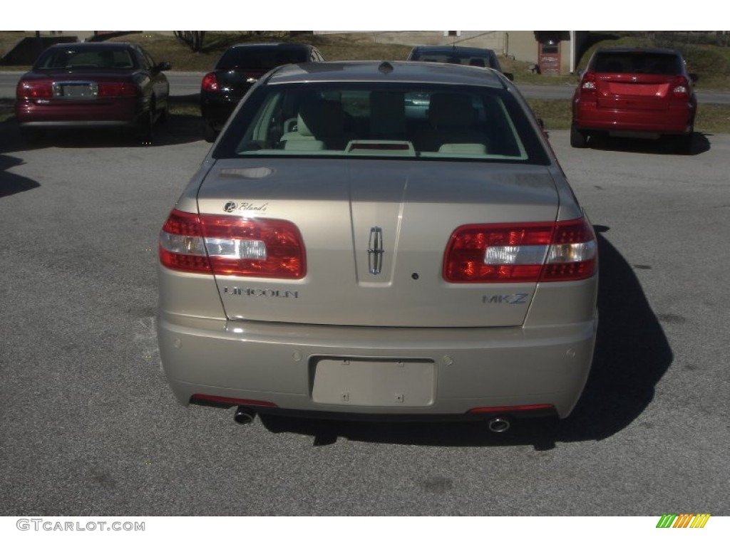 2008 MKZ Sedan - Dune Pearl Metallic / Sand photo #3