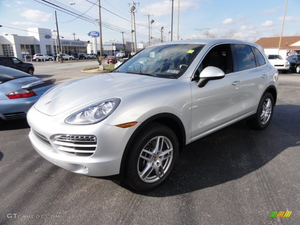 2012 Cayenne  - Classic Silver Metallic / Natural Espresso photo #2