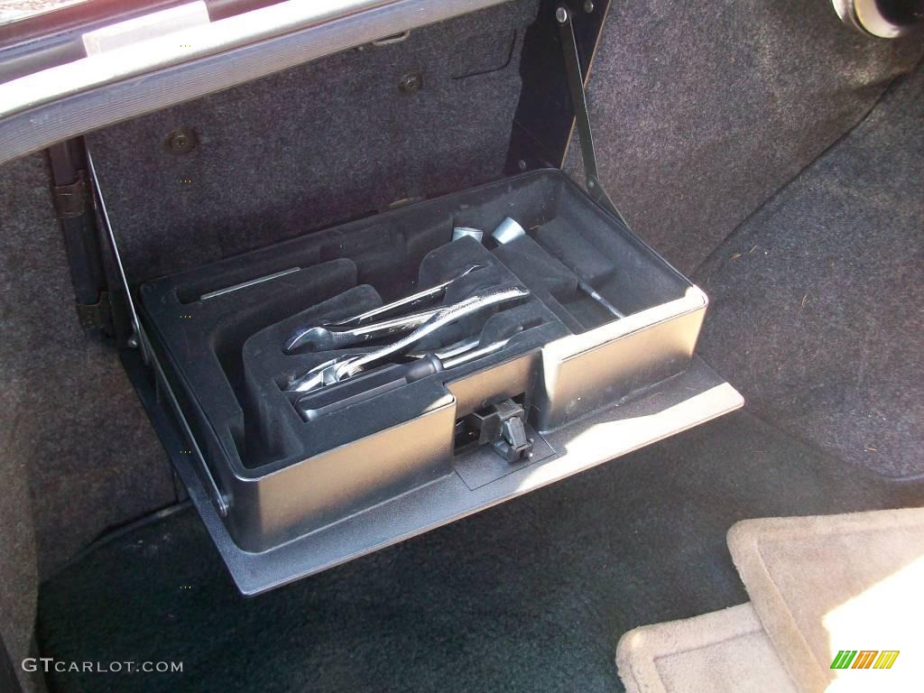 1991 LS 400 - Black / Ivory photo #20