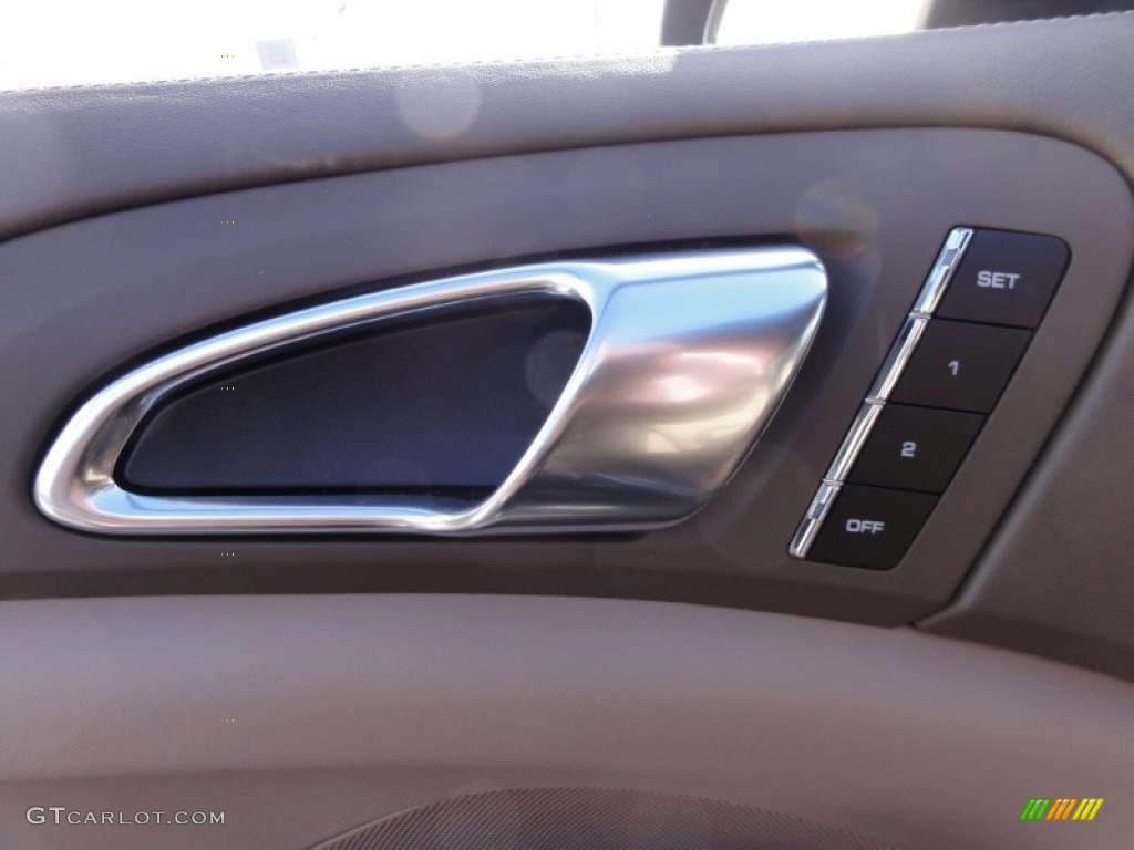 2012 Porsche Cayenne S Hybrid Controls Photo #60362889