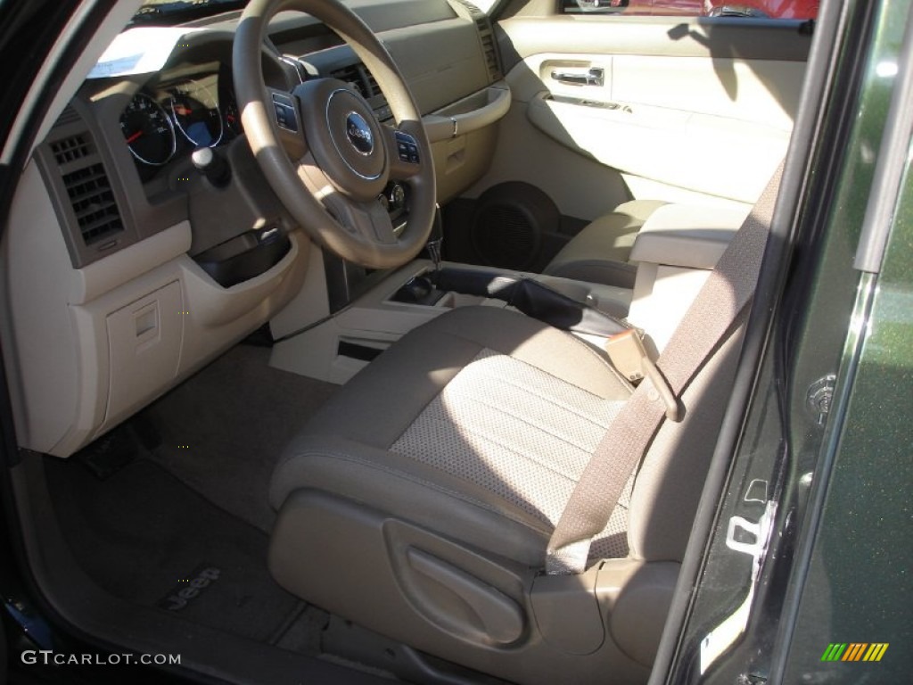 2011 Liberty Sport 4x4 - Natural Green Metallic / Pastel Pebble Beige photo #10