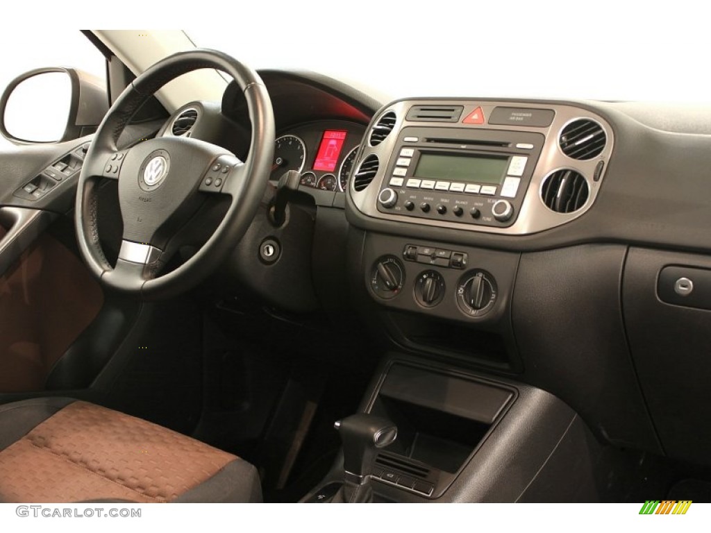 2009 Volkswagen Tiguan SE Urban Brown Dashboard Photo #60364663