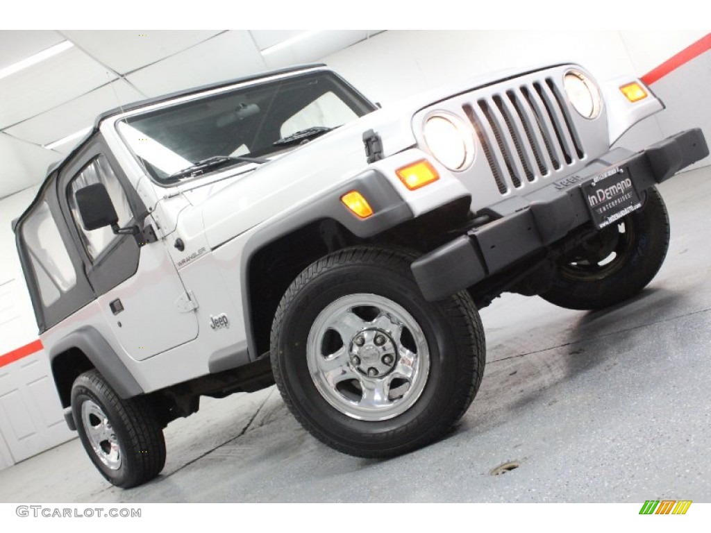 2002 Wrangler X 4x4 - Bright Silver Metallic / Agate Black photo #1