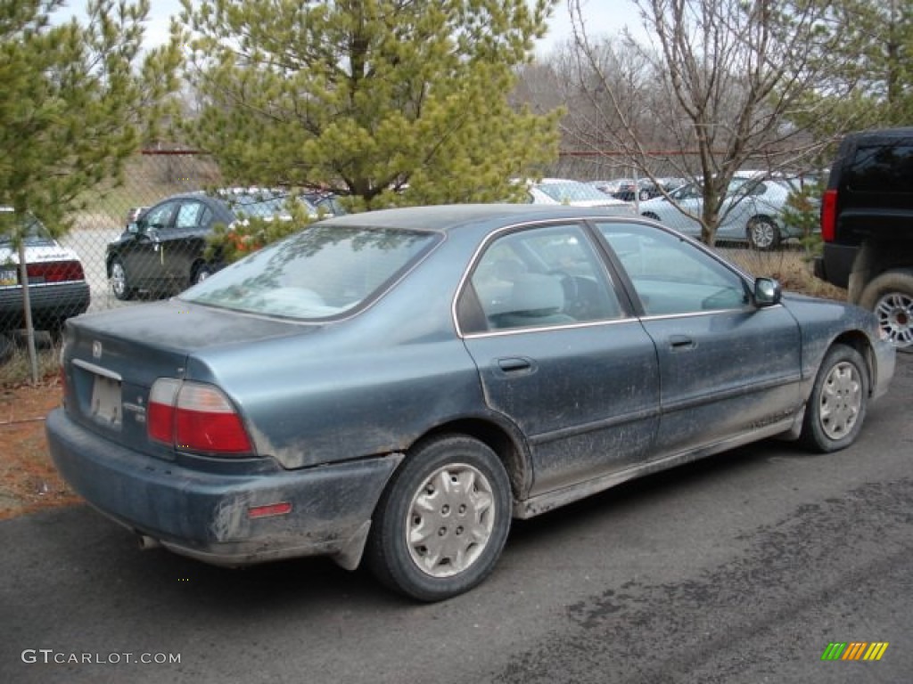 1996 Accord LX Sedan - Sage Green Metallic / Gray photo #4