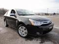 Black - Focus SE Sedan Photo No. 1
