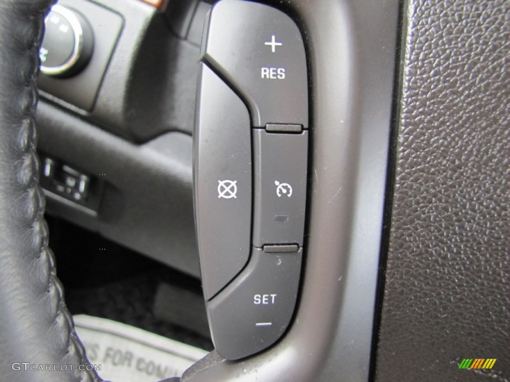 2009 Chevrolet Silverado 3500HD LTZ Crew Cab 4x4 Controls Photo #60368169