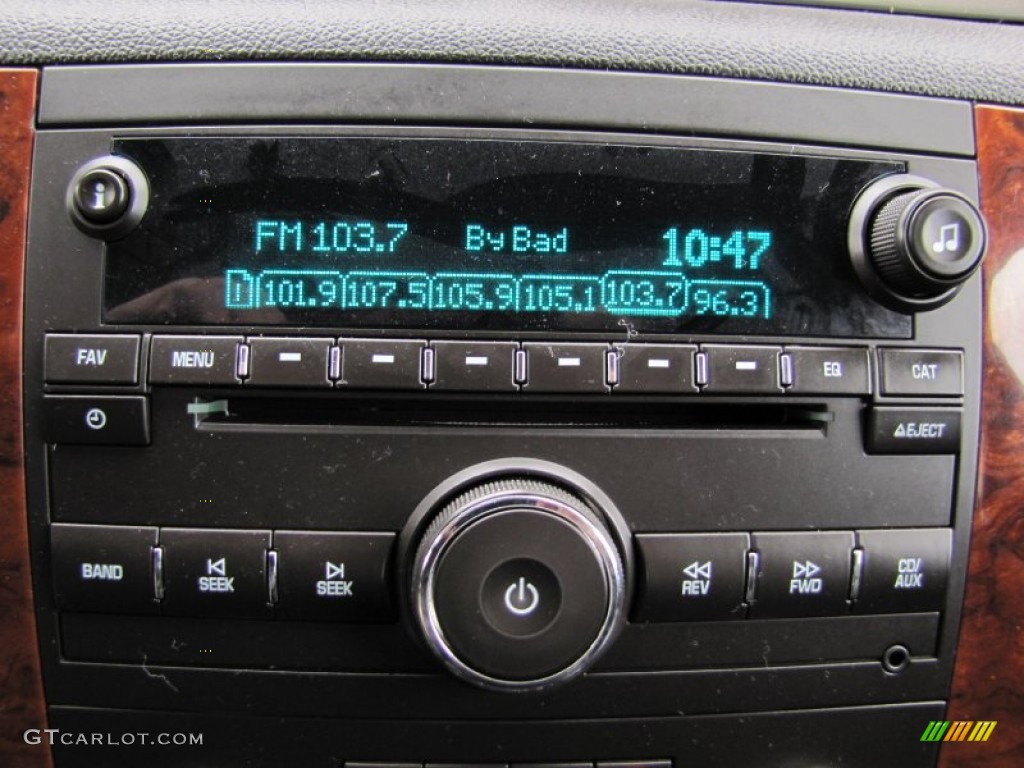 2009 Chevrolet Silverado 3500HD LTZ Crew Cab 4x4 Audio System Photos