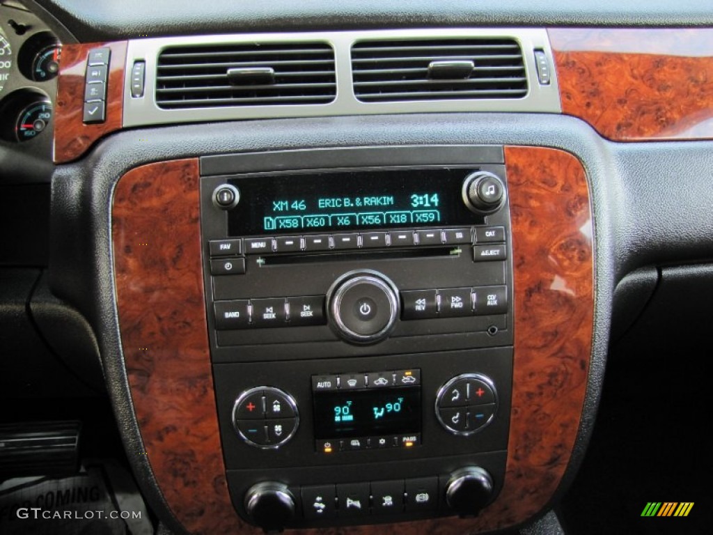 2011 Chevrolet Silverado 2500HD LTZ Extended Cab 4x4 Controls Photo #60369051