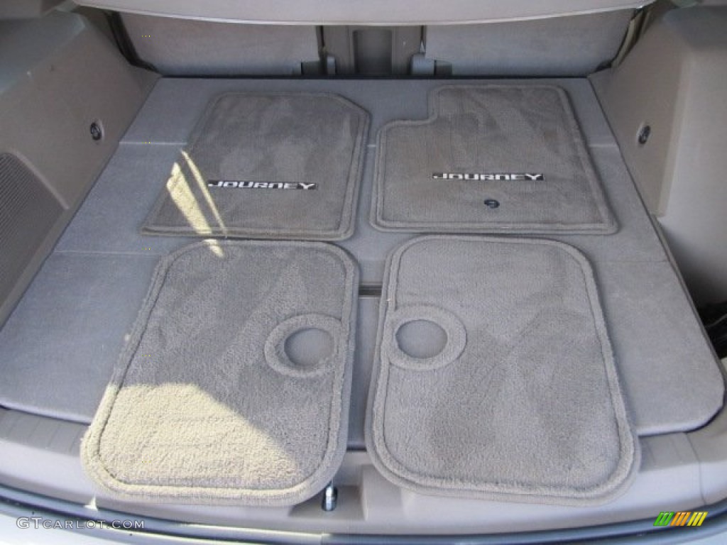 2009 Journey SXT AWD - Light Sandstone Metallic / Pastel Pebble Beige photo #25
