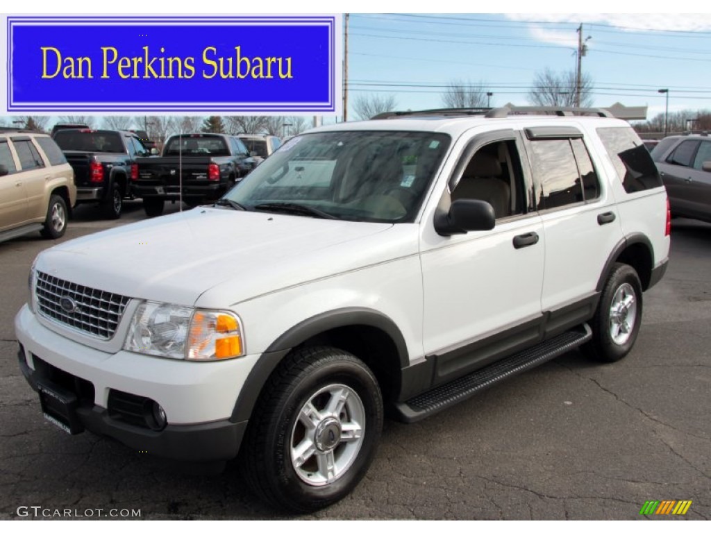 2003 Explorer XLT 4x4 - Oxford White / Medium Parchment Beige photo #1