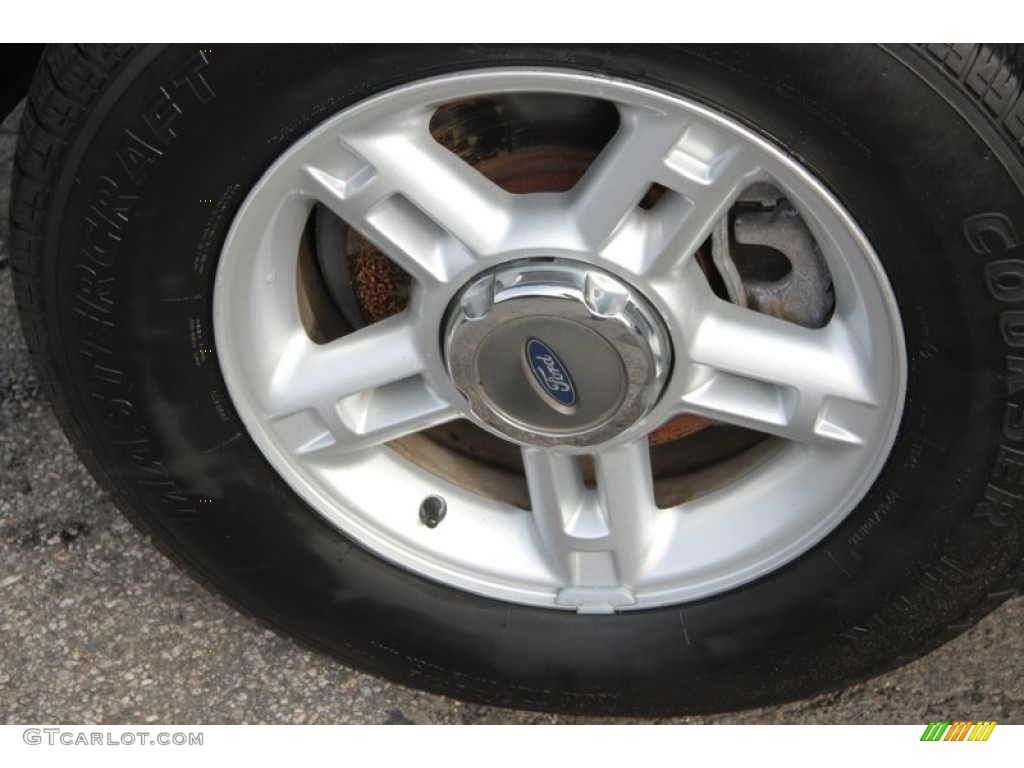 2003 Ford Explorer XLT 4x4 Wheel Photo #60370645
