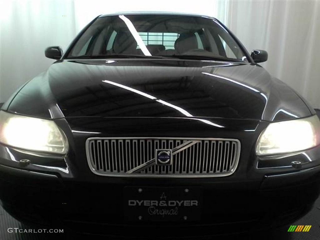 2005 V70 2.4 - Black / Taupe photo #2