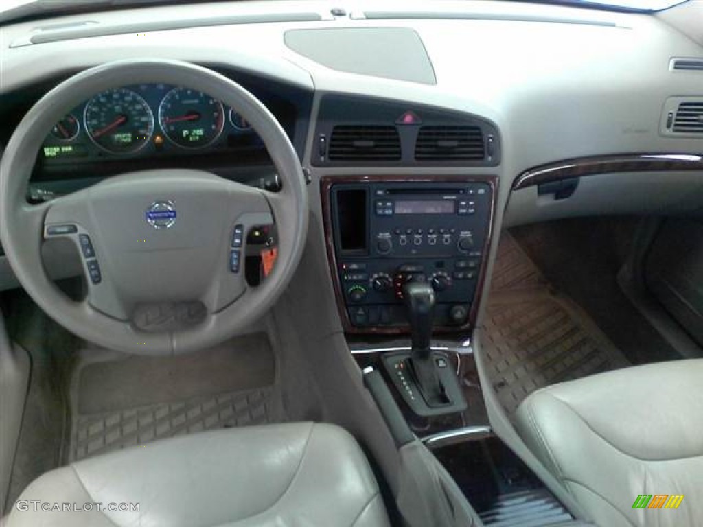 2005 V70 2.4 - Black / Taupe photo #5
