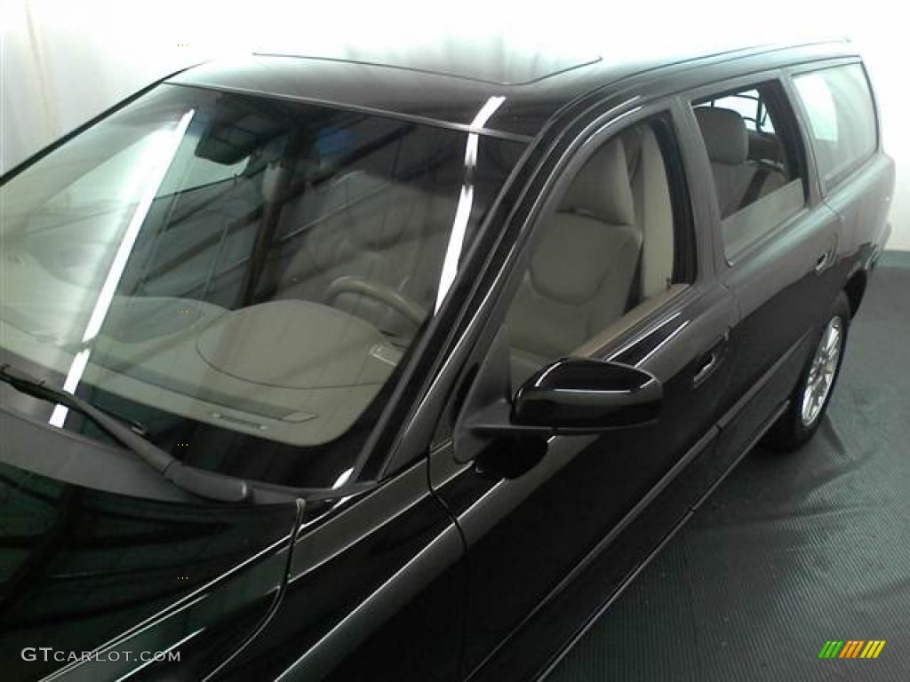 2005 V70 2.4 - Black / Taupe photo #21