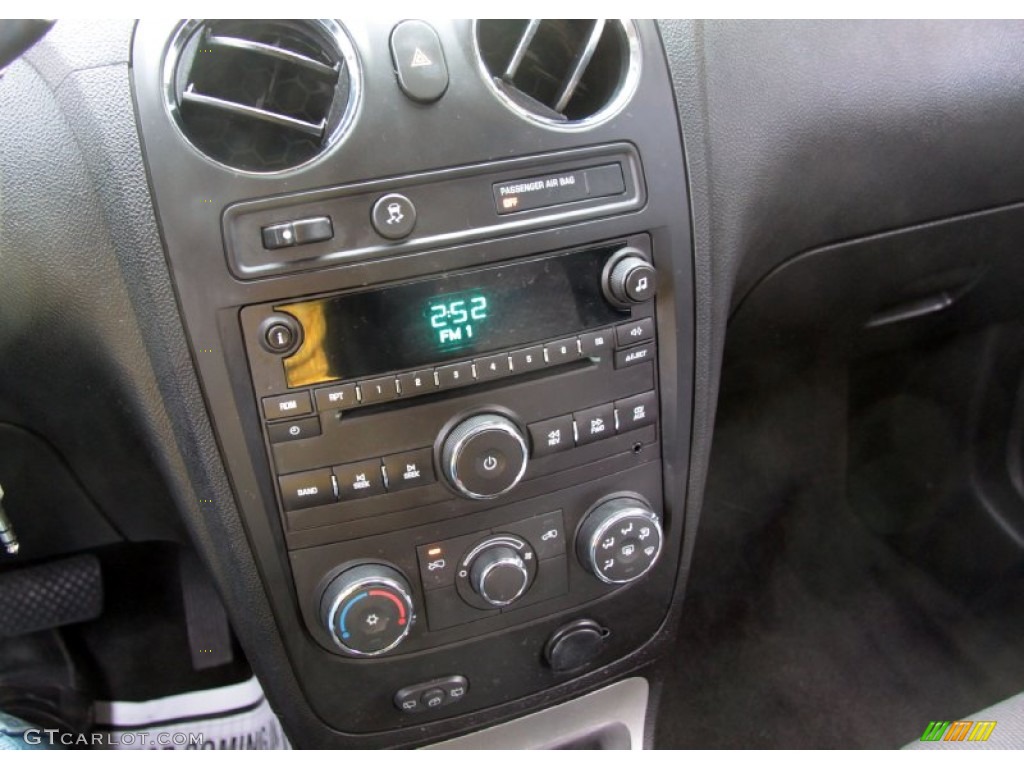 2011 HHR LS - Arctic Ice White / Ebony photo #9