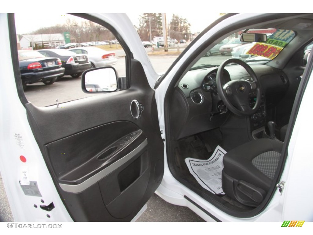 2011 HHR LS - Arctic Ice White / Ebony photo #14
