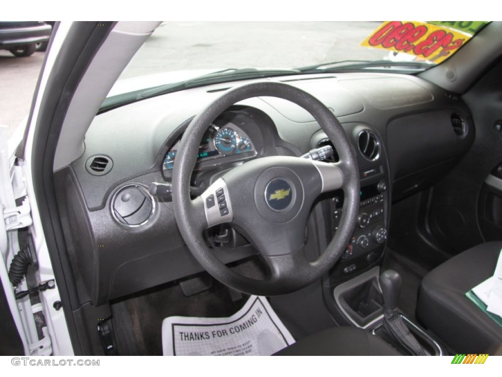 2011 HHR LS - Arctic Ice White / Ebony photo #15