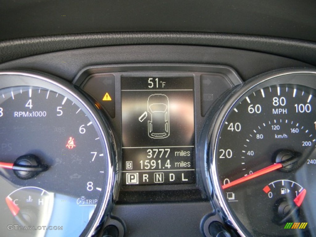 2011 Rogue SL - Wicked Black / Gray photo #10