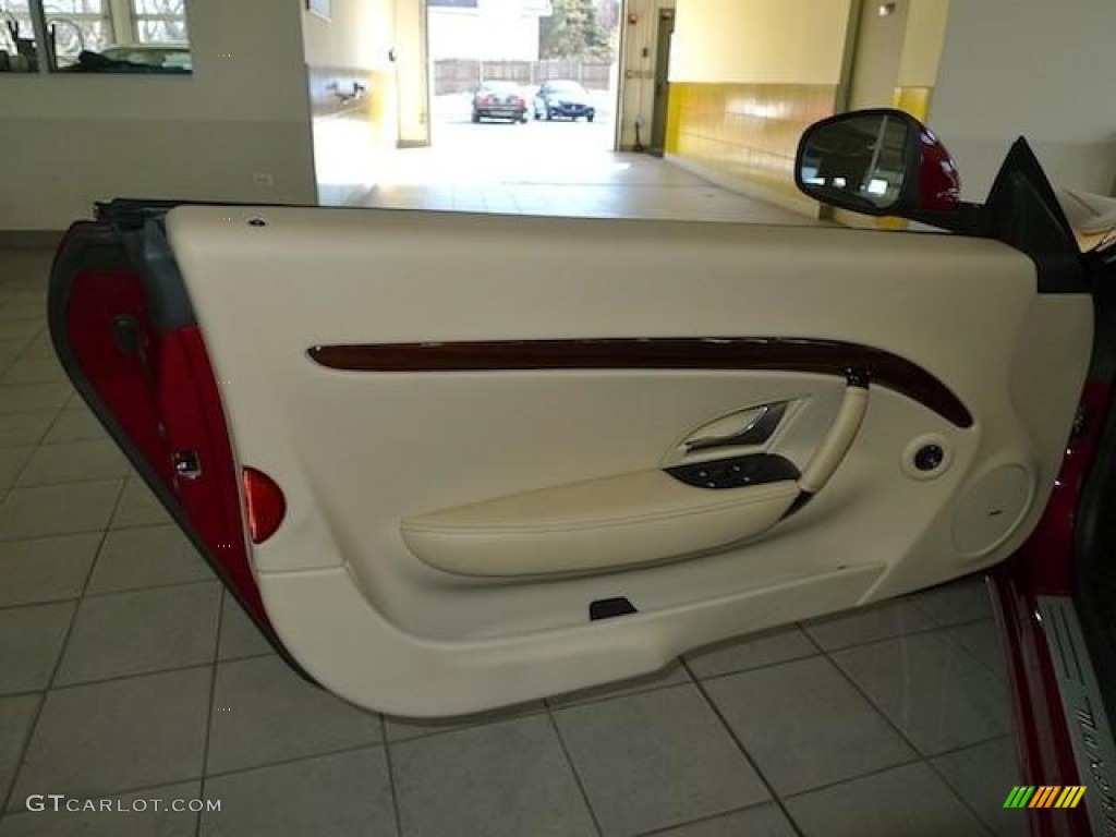 2012 Maserati GranTurismo Convertible GranCabrio Sabbia Door Panel Photo #60375213